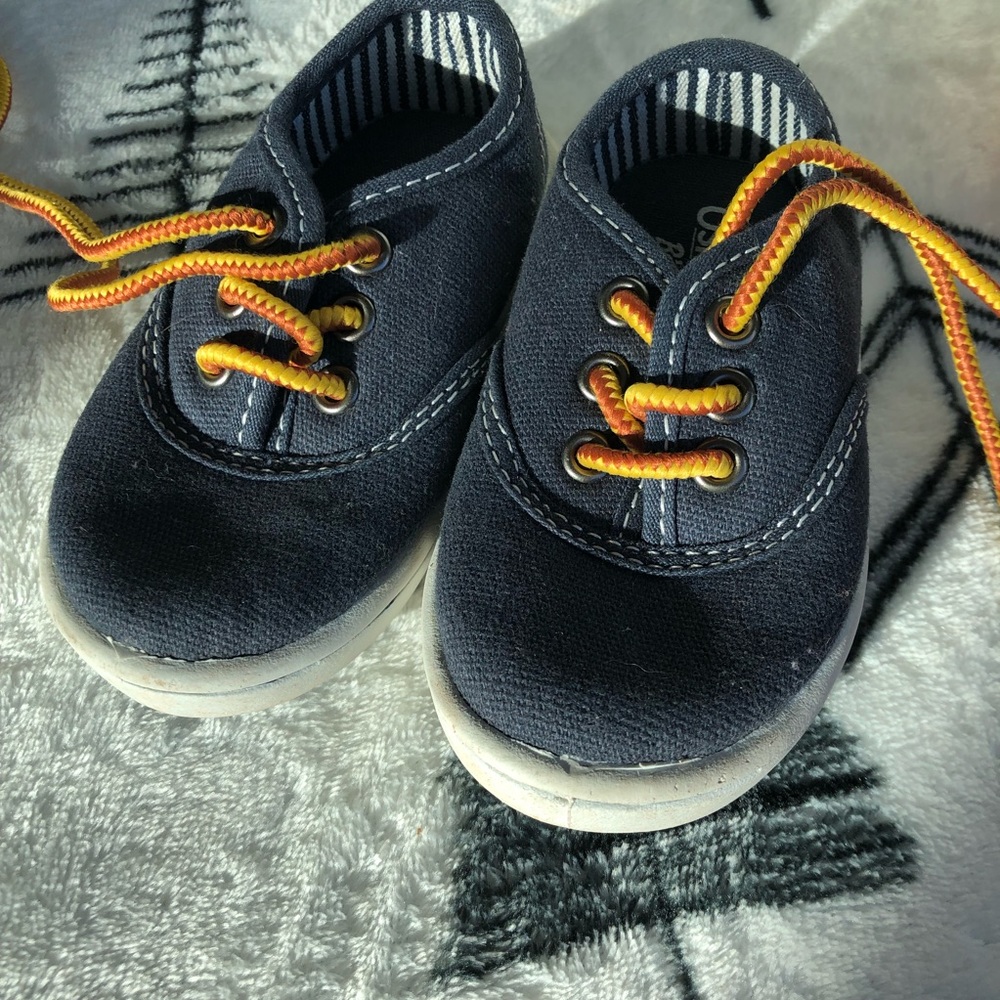 Osh Kosh B’gosh Kids unisex Shoes Baby Infant size 5